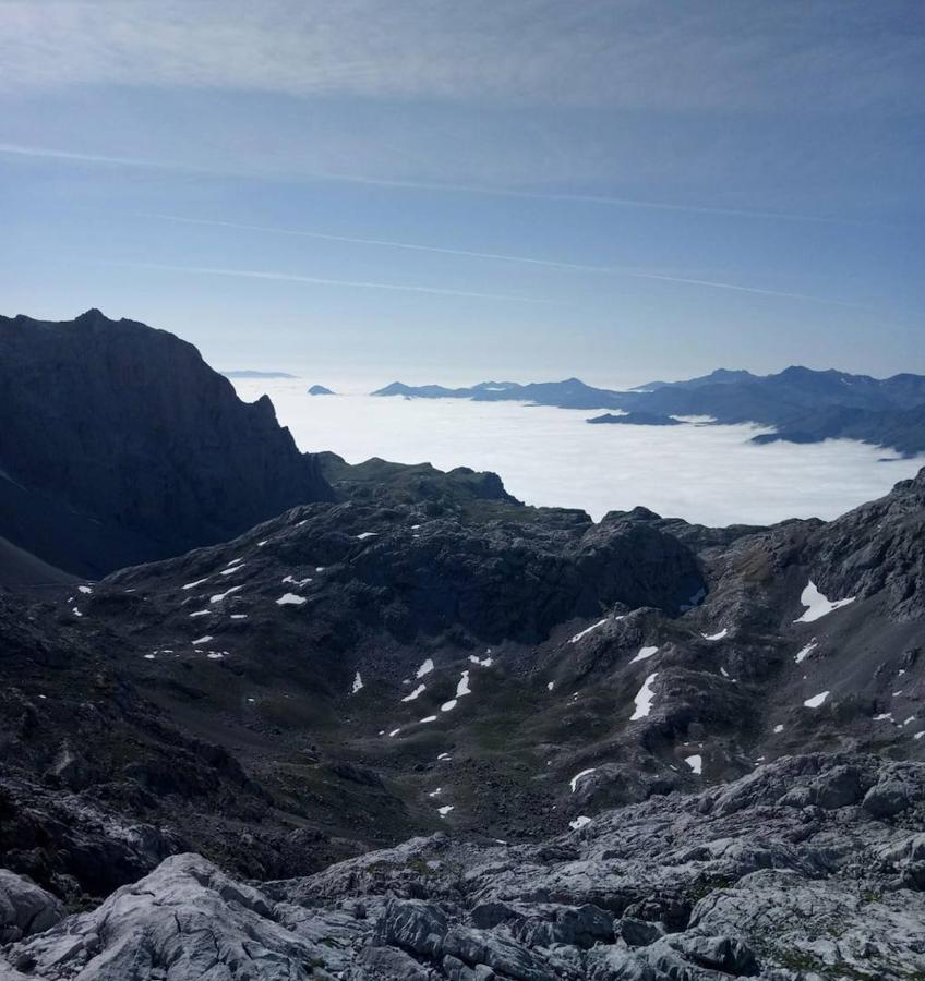 Vistas al Macizo central de Picos de Europa.