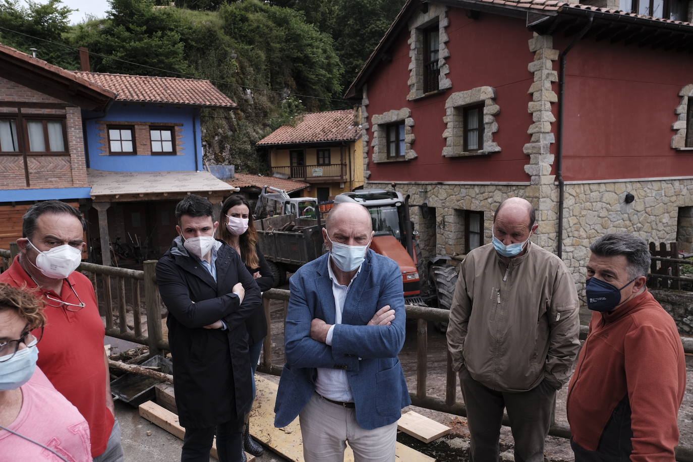 El vicepresidente del Gobierno asturiano visitó Llanes el pasado sábado para hacer balance de las zonas siniestradas del concejo tras las inundaciones generadas por las fuertes lluvias