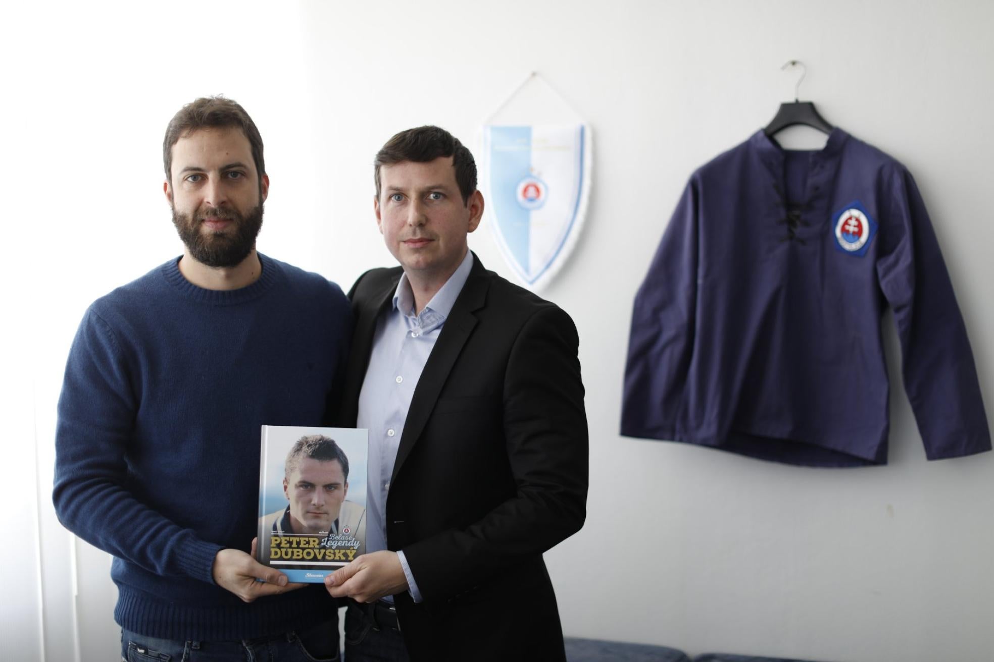 Campo, junto al periodista Tomas Cernak, en Bratislava. 