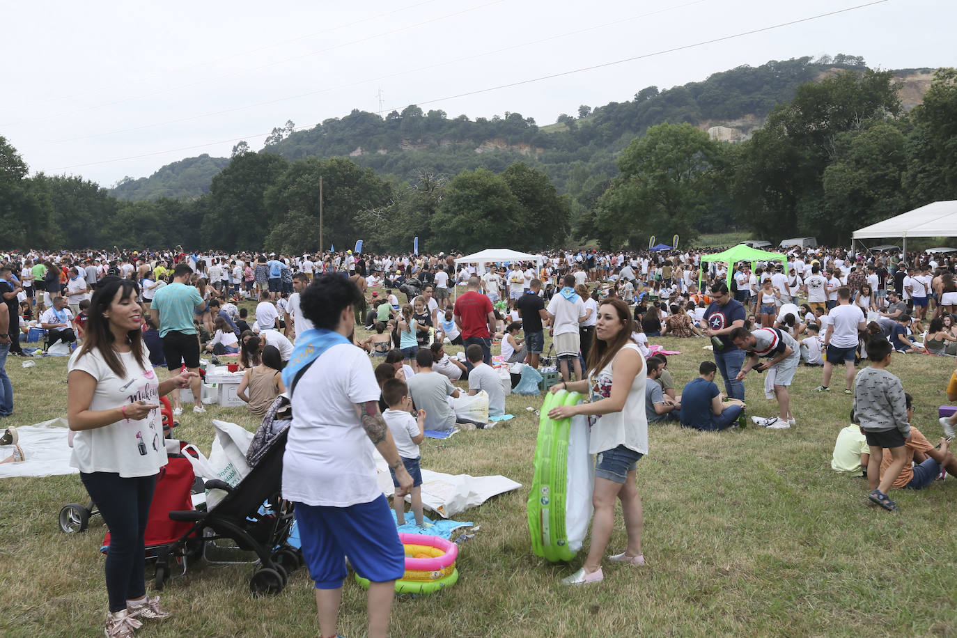 La fiesta de Nuestra Señora del Carmen o 'Carmín' es la festividad principal de Pola de Siero. Cuenta con una de las romerías más concurridas de Asturias.