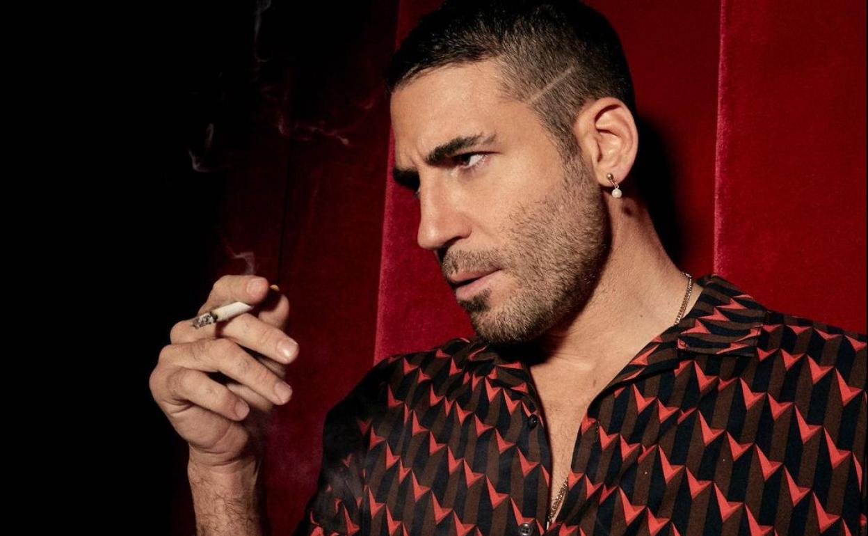 Miguel Ángel Silvestre es Moisés. 