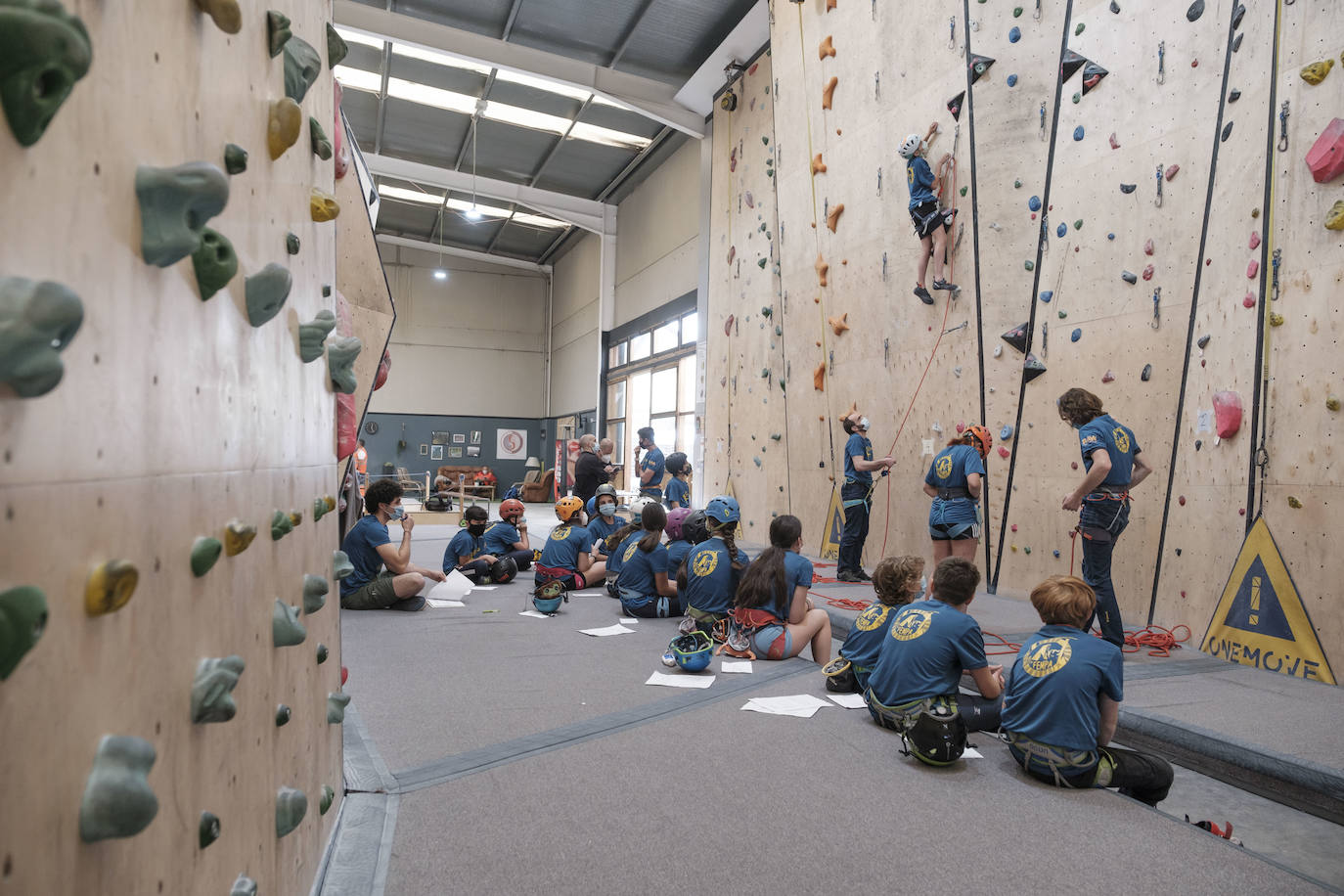 El evento, no competitivo, pretende seleccionar a doce jóvenes, que representarán a la selección asturiana en el Campeonato de España de Selecciones Autonómicas de Escalada en Edad Escolar