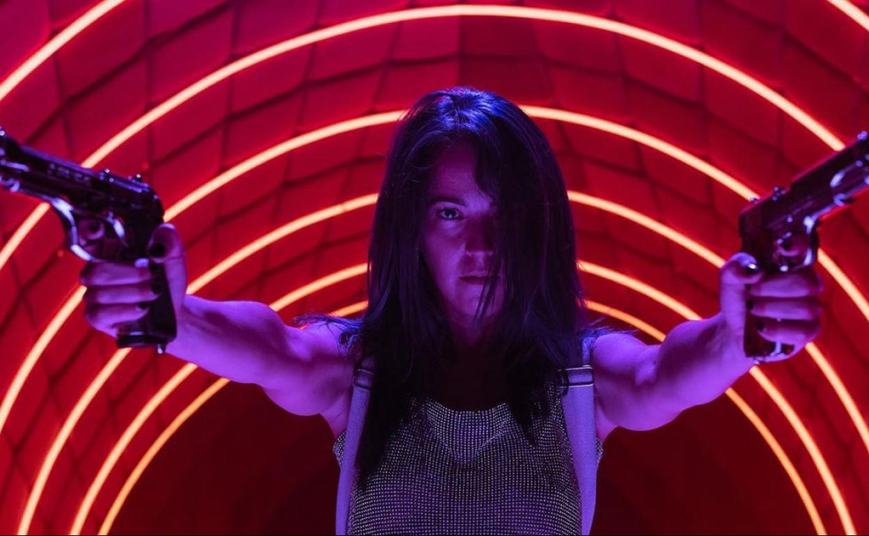 Verónica Sánchez es Coral en 'Sky Rojo'. 