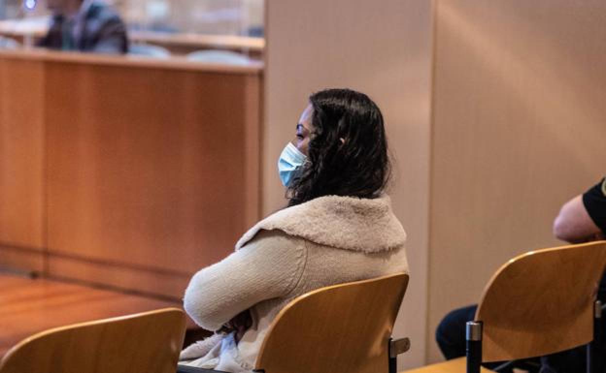 La acusada, durante la vista.