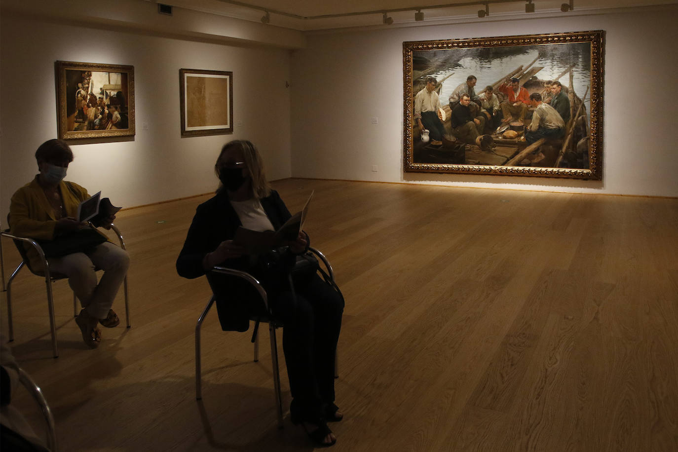 Fotografías realizadas durante la exposición 'Ventura Álvarez Sala(1869-1919), el horizonte es el naturalismo'