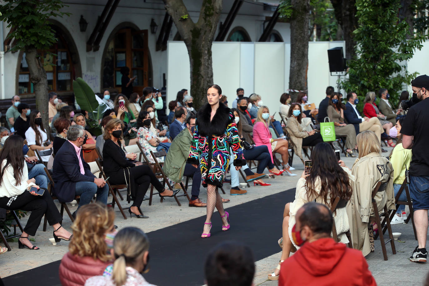 Los diseños de Agatha Ruiz de la Prada, Odette Álvarez, Isabel Zarpadiez y María Lafuente protagonizan el desfile en el Campo.