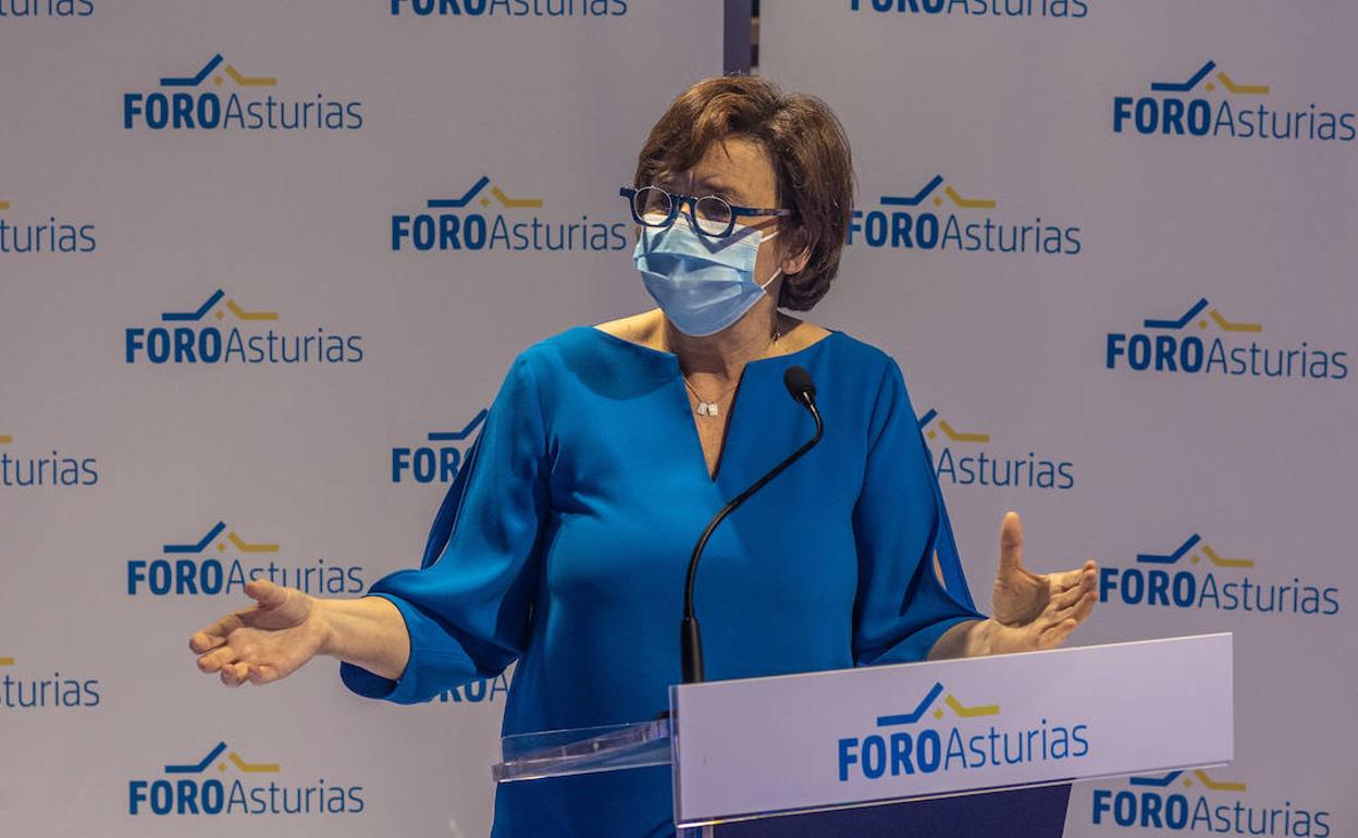 Carmen Moriyón interviene en el último congreso de Foro Asturias, el pasado día 19.