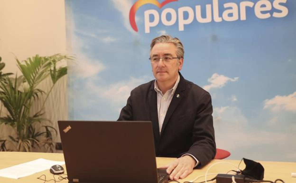 El diputado popular Pablo González.