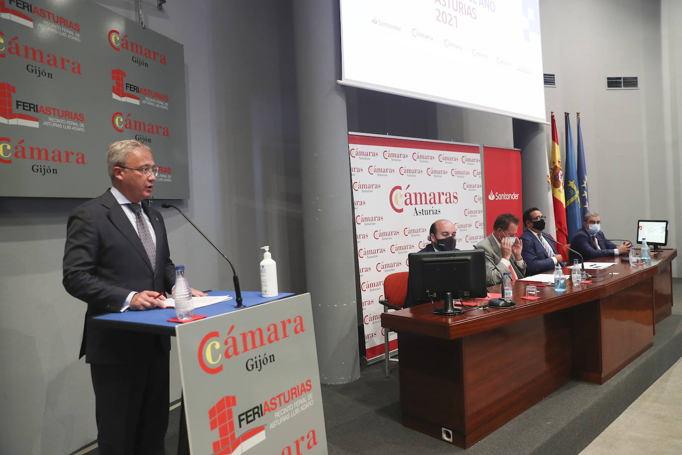 Crivencar Tierra Astur logra el galardón Pyme del Año, que distingue también a Uromac, Naeco, Tresa, Taxus y ADN Context-Aware.