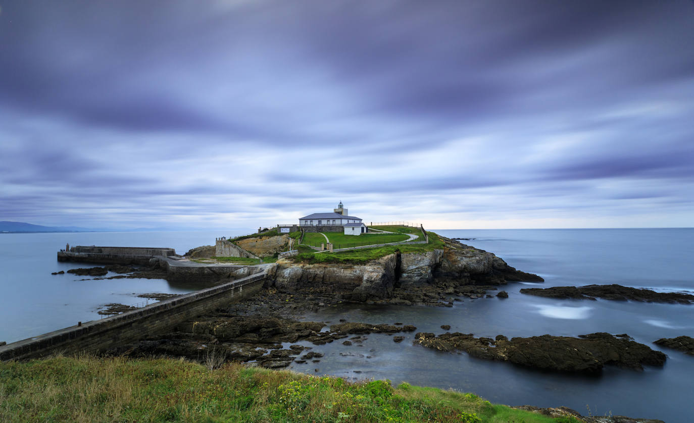 El faro de Tapia de Casariego