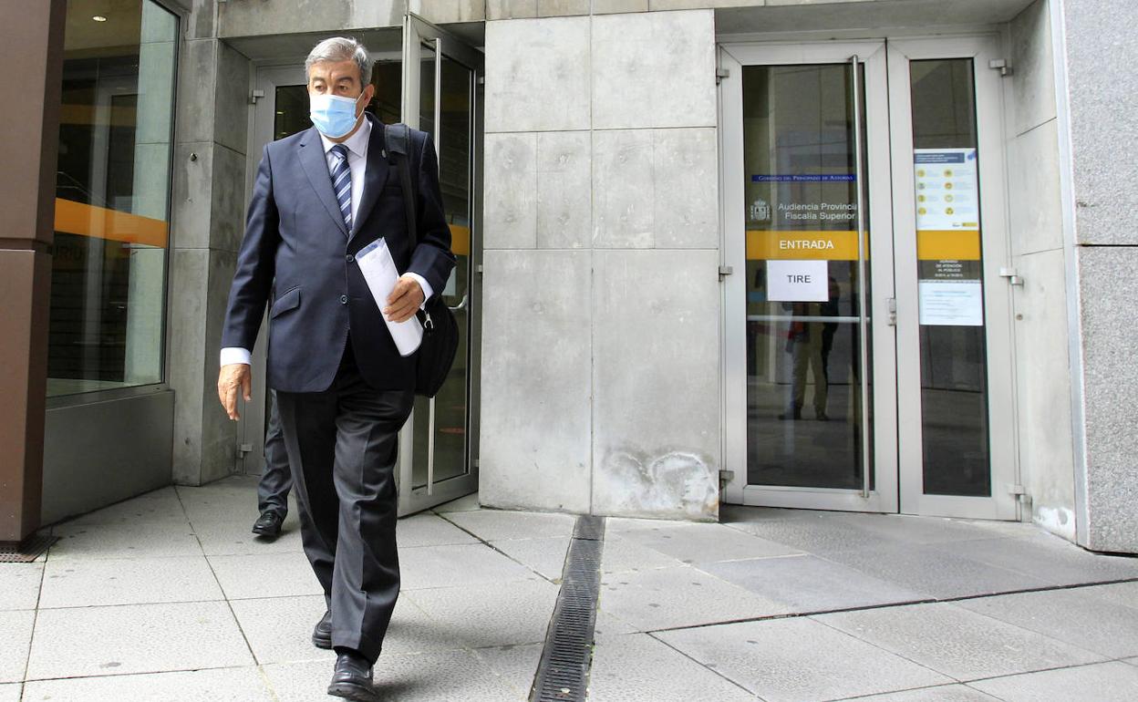 Álvarez-Cascos, a su salida de los juzgados en septiembre del pasado año.