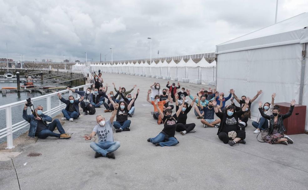 El personal de la Semana Negra se reunió el miércoles para prepararse para estos diez días.