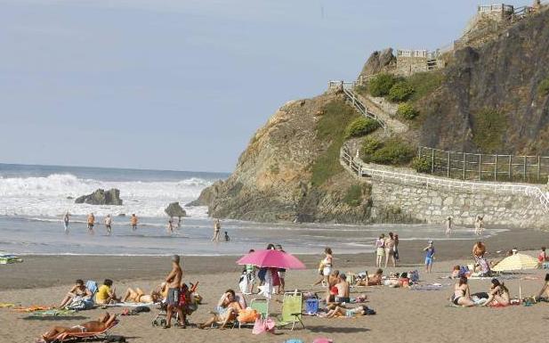 La app que permite consultar en tiempo real qué playas asturianas están abarrotadas