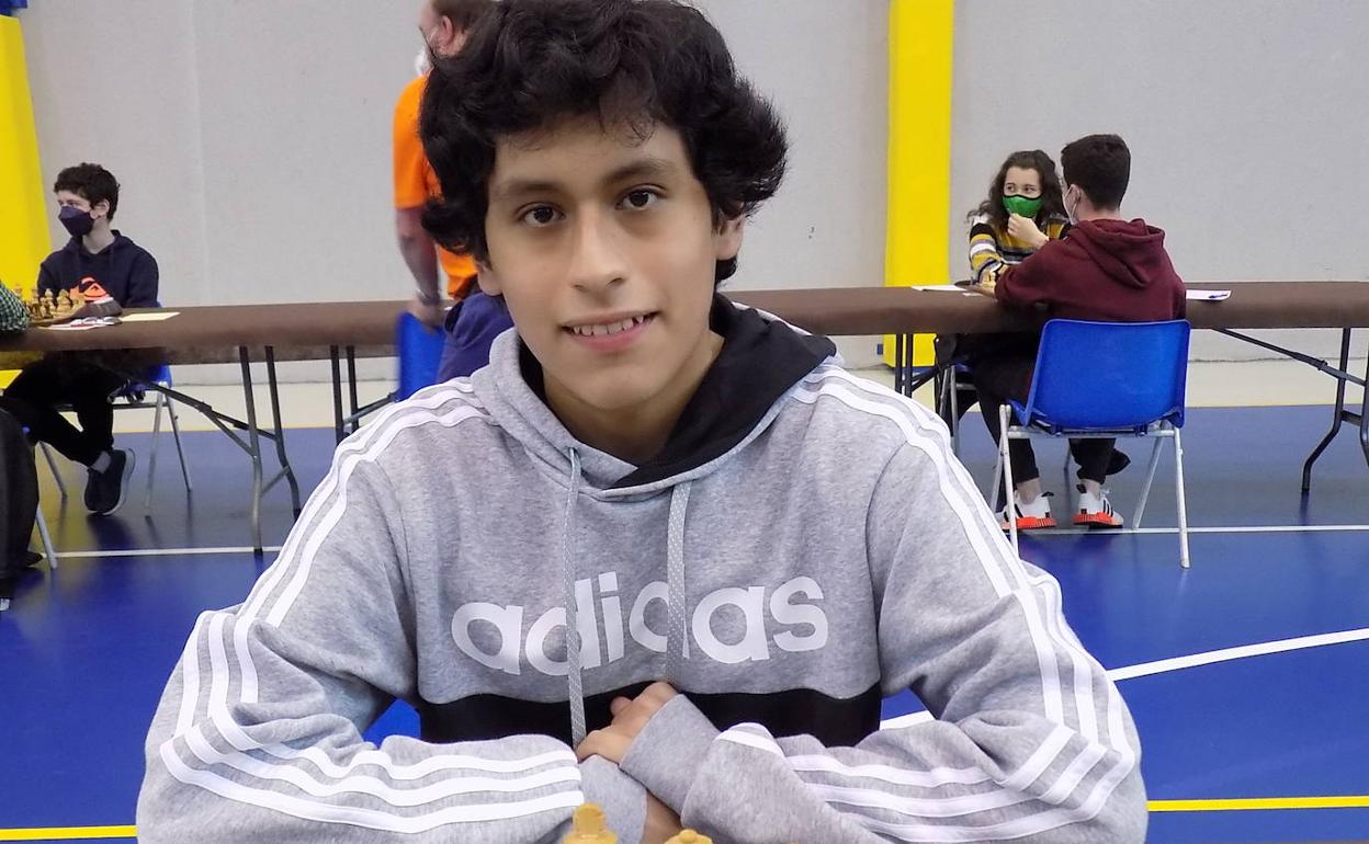 Steve Badillo, campeón de Asturias sub 16.