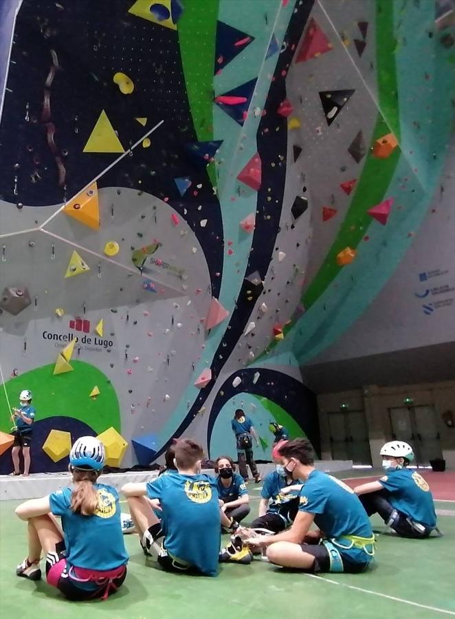 Fotos: La Selección Asturiana de jóvenes escaladores, lista para viajar a Lugo