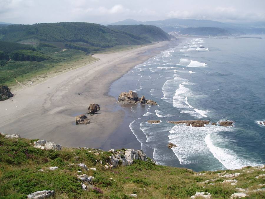 Playón de Bayas, Castrillón