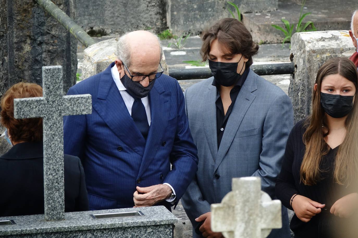 «Era la más cariñosa y alegre», rememora su marido, Juan Antonio Rodríguez, tras un funeral al que acudieron decenas de personas