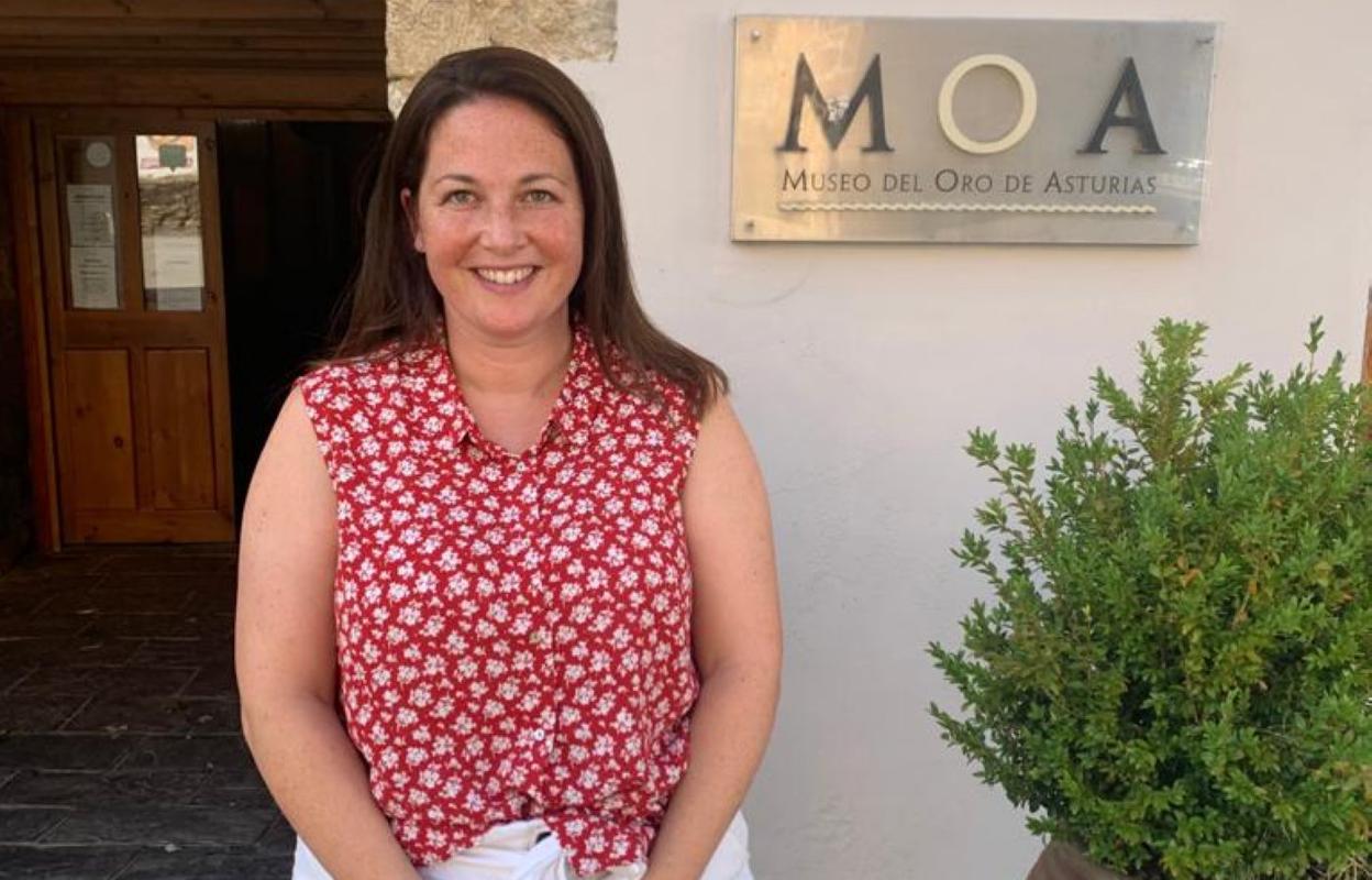 Alba Iglesias, responsable del Museo del Oro de Asturias. 
