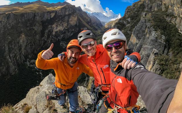 Los hermanos Pou y Manu Ponce consiguen su segunda apertura en Perú