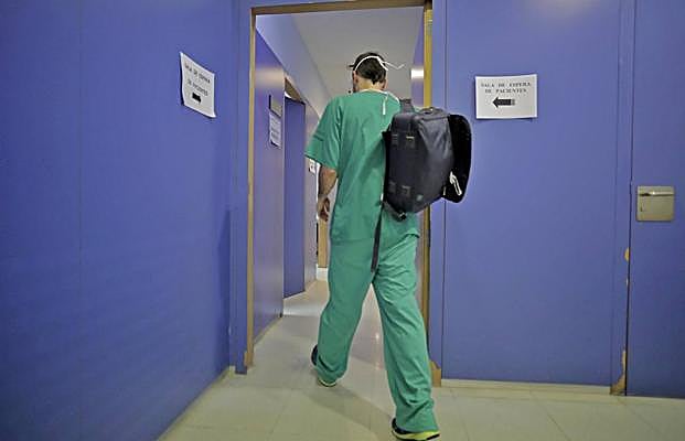 Los médicos de Primaria ganan en Asturias hasta 2.000 euros menos que en el resto del país