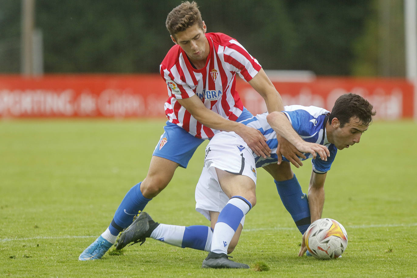 Un momento del partido disputado