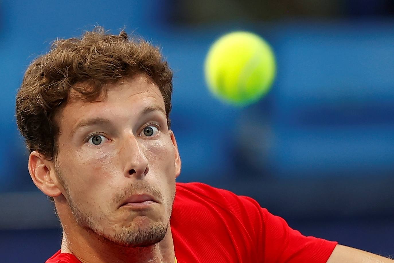 El tenista gijonés se ha clasificado para las semifinales de los Juegos Olimpicos de Tokio tras batir en dos sets al ruso Daniil Medvédev. Carreño venció por 6-2 y 7-6 (7-5) y se medirá en semifinales al Khachanov. 