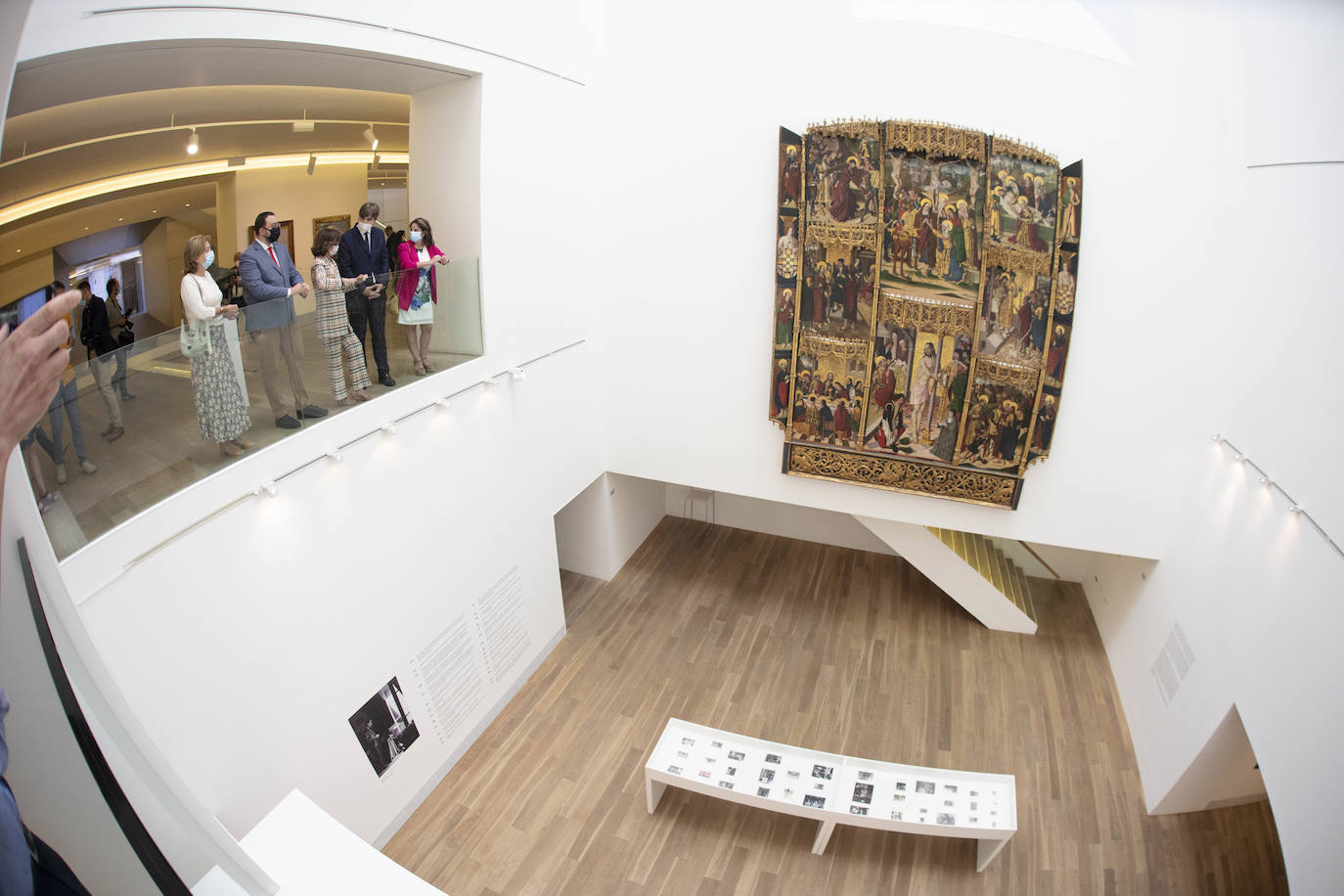 Muros acoge una actividad de la Asociación de Amigos del Museo de Bellas Artes