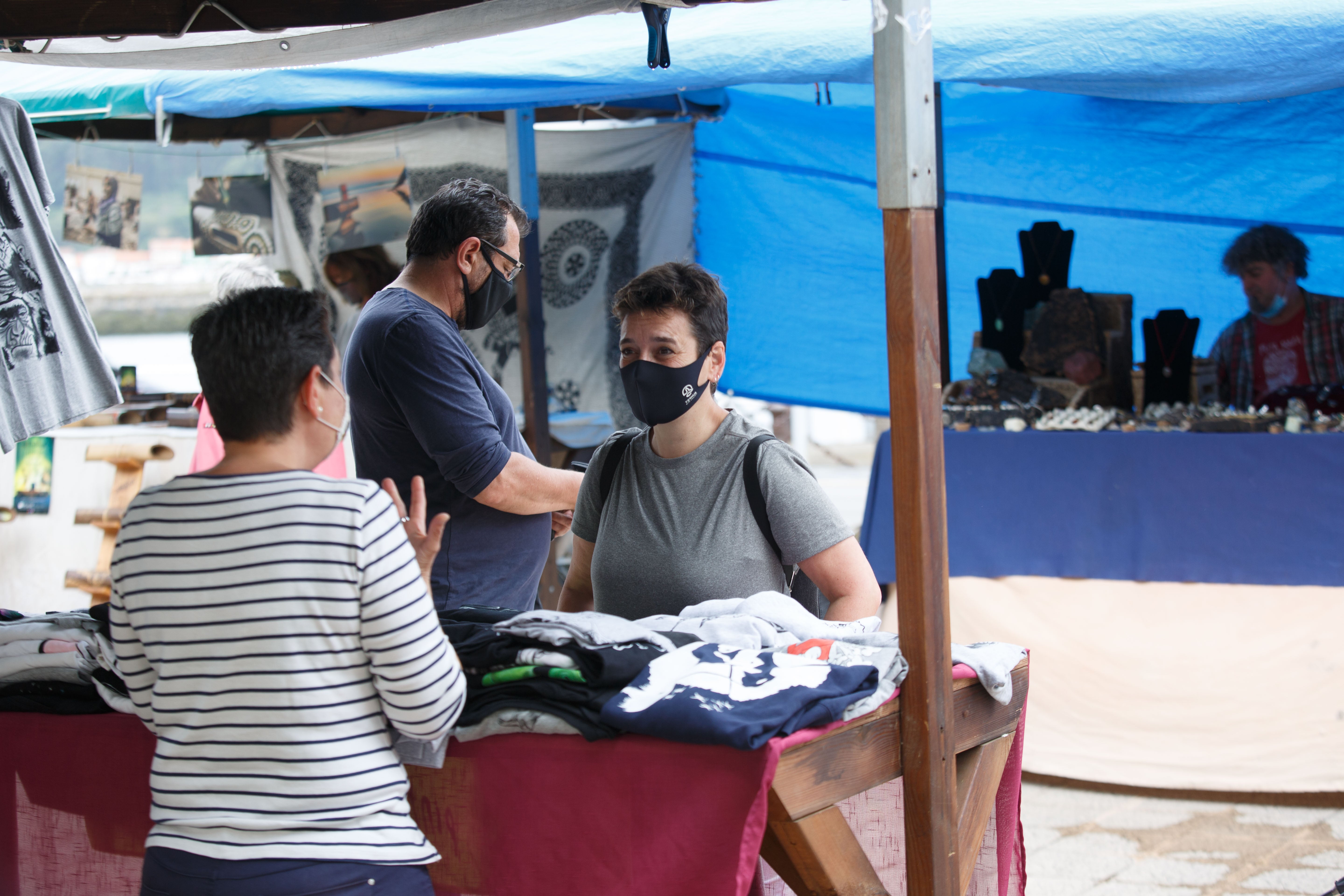 Fotos: Mercado de artesanía en San Esteban de Pravia