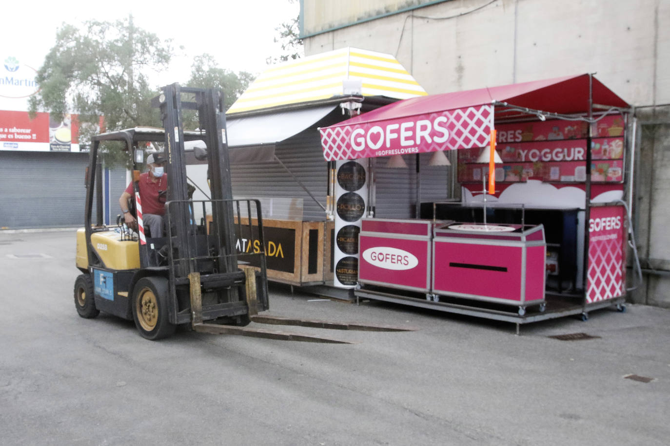 La nueva edición de la feria de muestras arrancará el viernes, con un acto inaugural reducido a 238 asistentes en el Palacio de Congresos y en el que se da por segura la presencia de un ministro del Ejecutivo. Serán en total 15 días de evento, del 7 al 22 y en horario de 11.00 a 22.00. El 80% de los espacios estarán al aire libre.