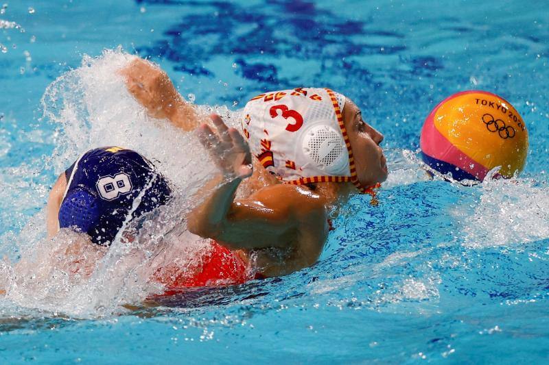 España se jugará el oro en fútbol ante Brasil. Portela se lleva la plata. Las de waterpolo y Asier Martínez entran en semifinales.