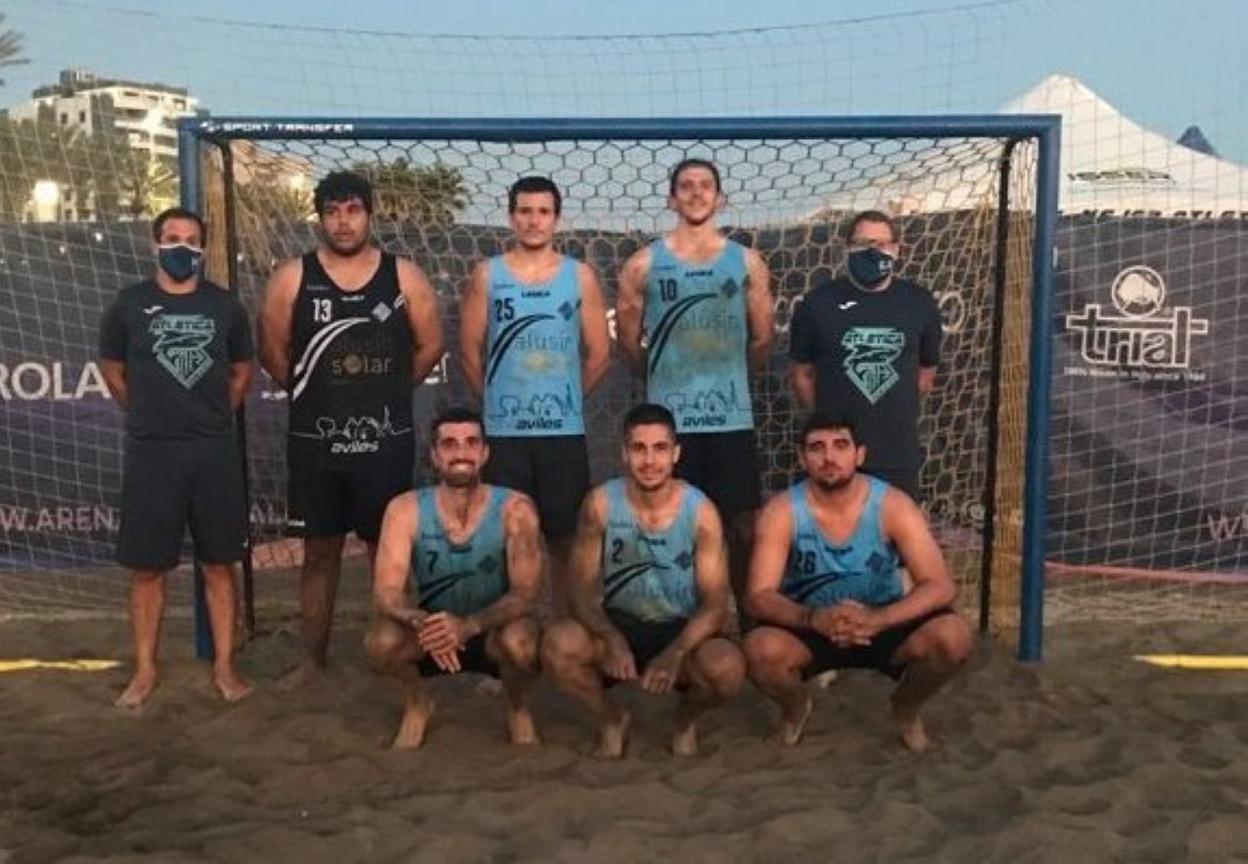 Foto de equipo del Alusín Solar Atlética en el Arena 1.000 de Almería.