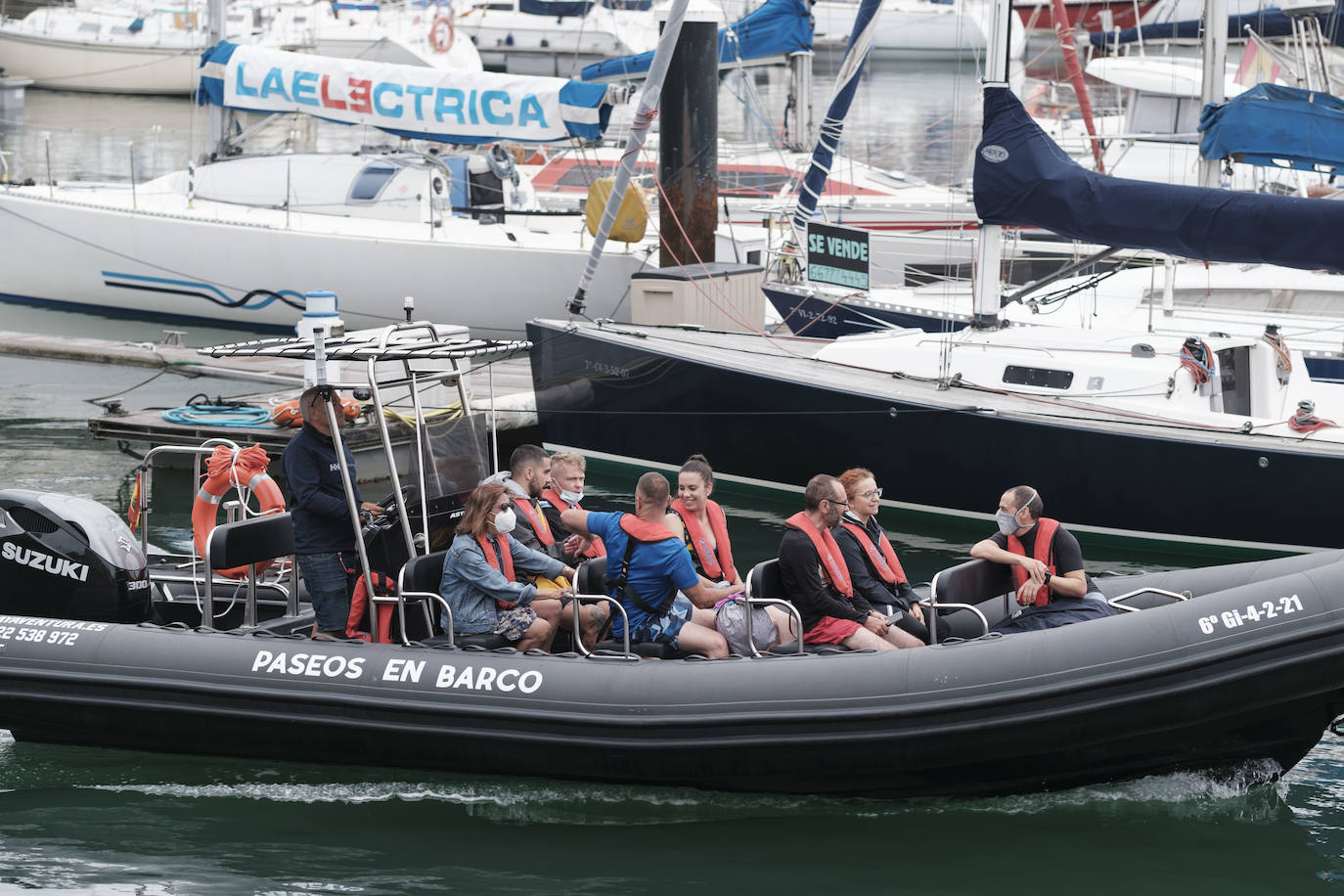 El sector turístico cuelga el cartel de completo en casi 95.000 plazas y con tarifas de hasta 370 euros por día en las escasas opciones de alojamiento. 