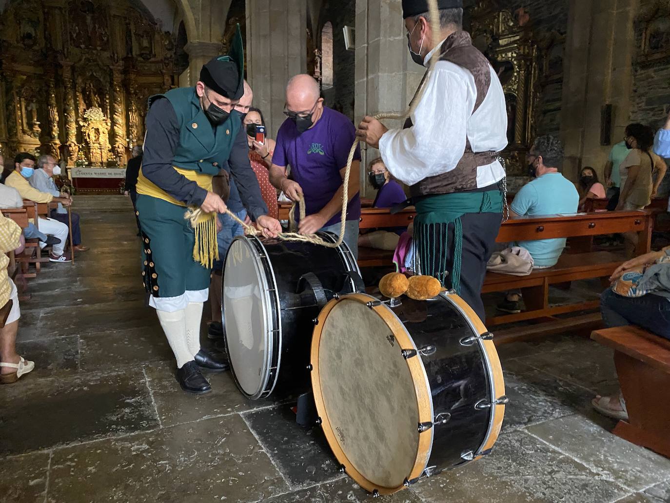 Por segundo año consecutivo la iglesia luarquesa ha sido la sede de esta celebración