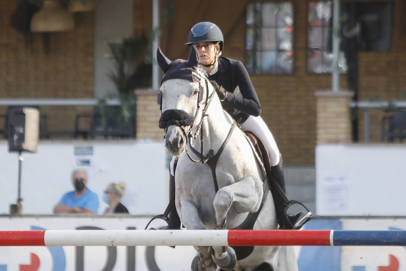 El circuito hípico gijonés regresa con varios concursos hípicos este verano como alternativa al concurso de saltos internacional de Las Mestas