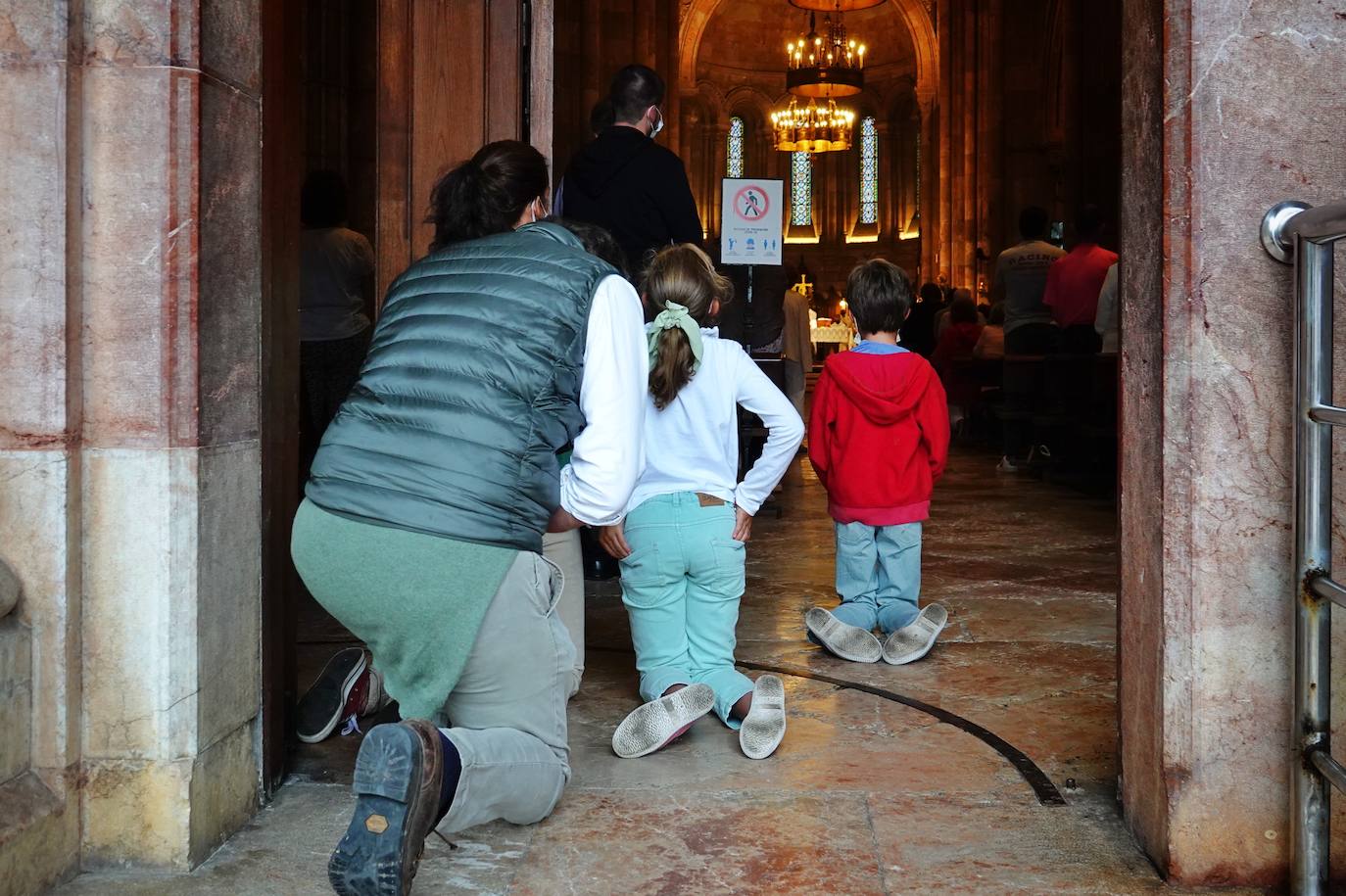 Fotos: Comienza la novena de la Santina en la Basílica de Covadonga