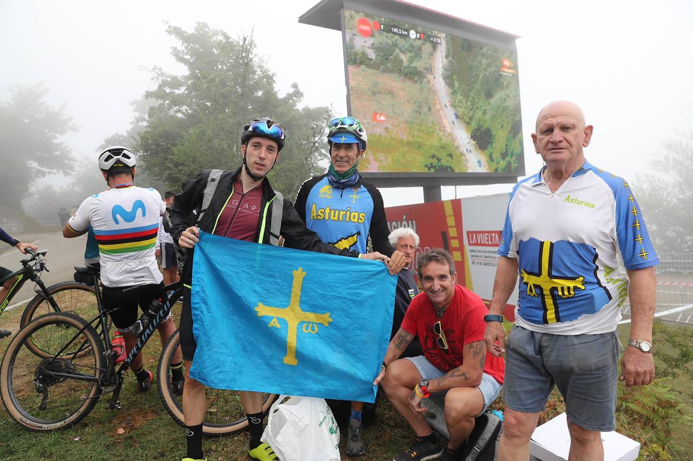 Fotos: El Gamoniteiro, «traca final» de la Vuelta en Asturias