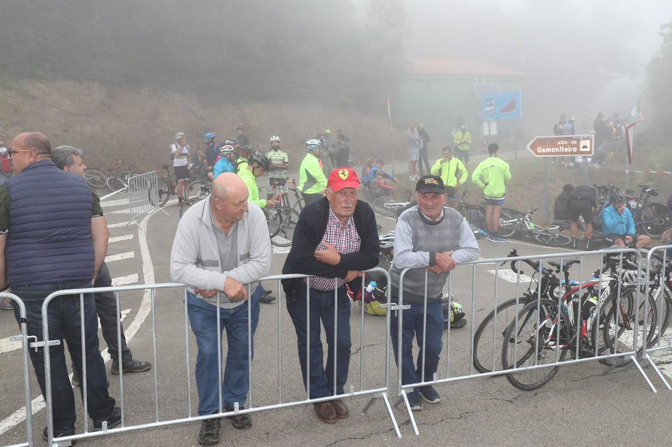 Fotos: El Gamoniteiro, «traca final» de la Vuelta en Asturias