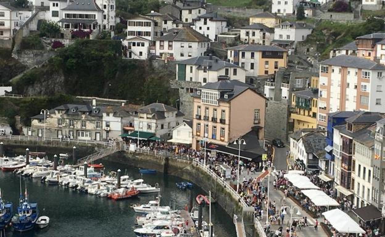 Luarca en una imagen de archivo. 