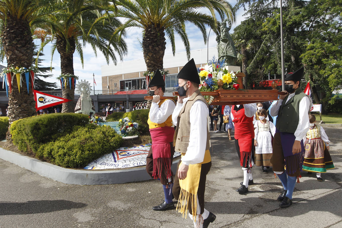 Fotos: Día grande de las Fiestas del Grupo