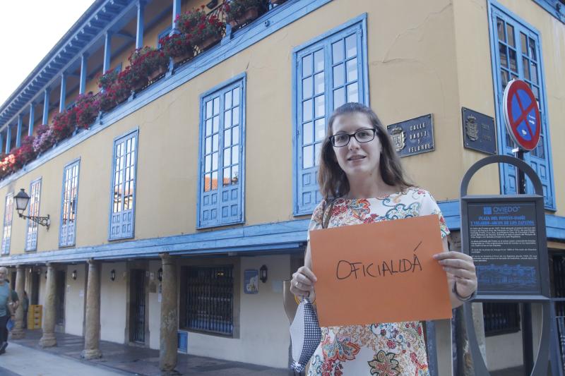 Oviedo. Alba Martín (34 años). «Tenemos que celebrar lo que tenemos, por suerte, y lo que queremos que sea Asturias en el futuro»