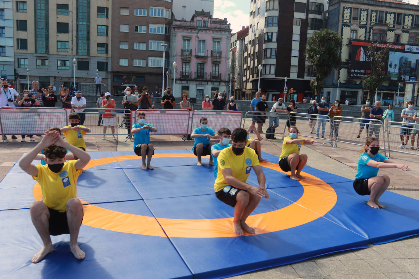 Los Jardines de la Reina acogieron una demostración de este ancestral deporte