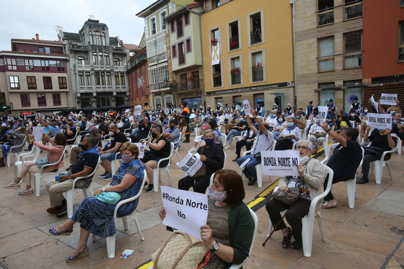 Fotos: Un pregón reivindicativo para inaugurar San Mateo