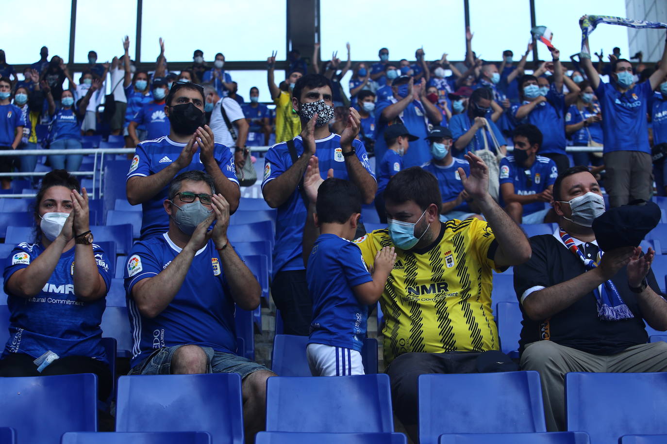 Fotos: ¿Estuviste en el Real Oviedo- Cartagena? ¡Búscate!