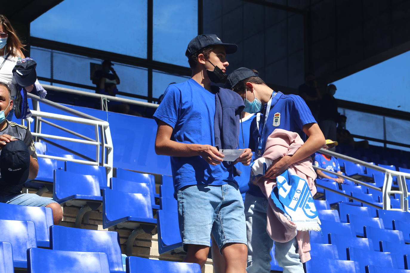Fotos: ¿Estuviste en el Real Oviedo- Cartagena? ¡Búscate!