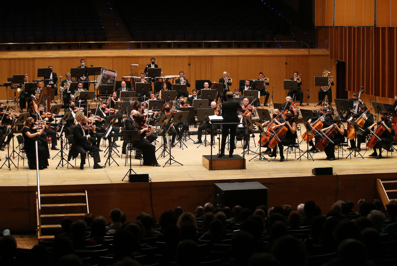 José Bros, Xabier Anduaga y Antonio Gandía, junto a Oviedo Filarmonía, ofrecen una gala centrada en la ópera italiana y la zarzuela