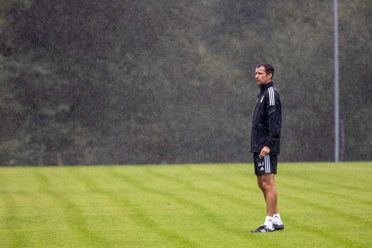 José Ángel Ziganda, durante el entrenamiento. 