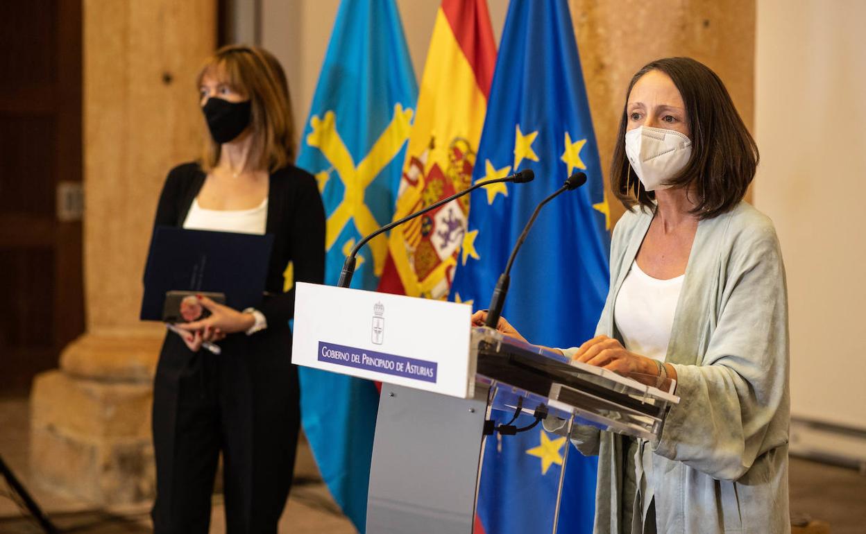 Melania Álvarez, en una rueda de prensa del Consejo de Gobierno. 