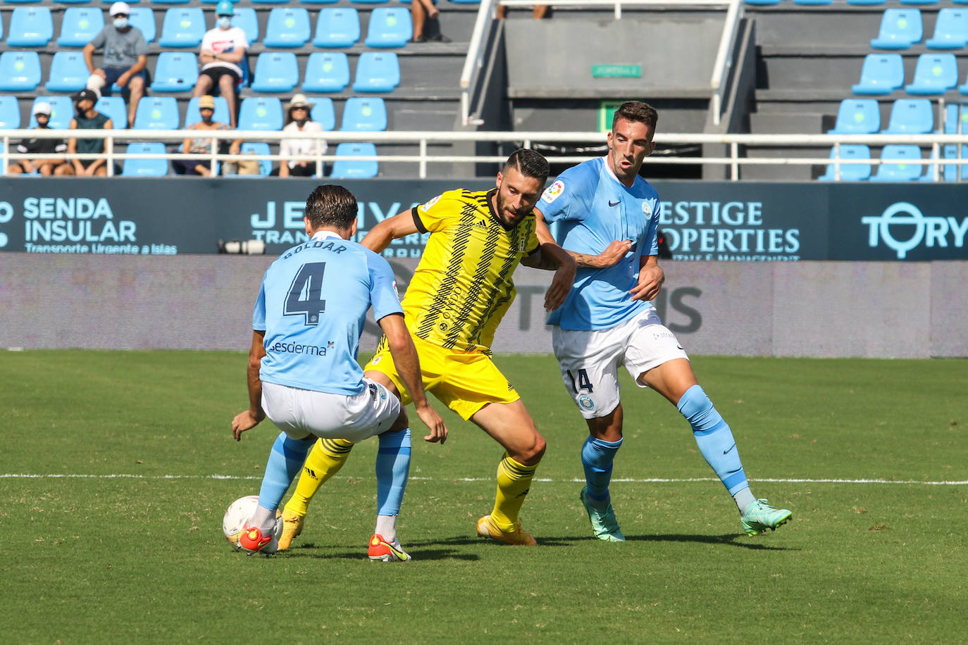 Los azules se llevan un punto del estadio Can Misses 