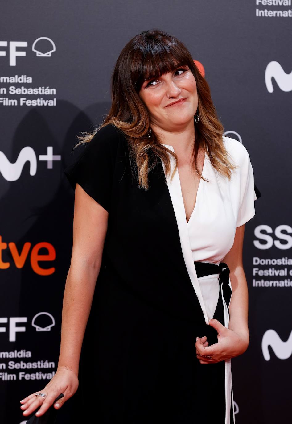 Ha comenzado una nueva edición del Festival de Cine de San Sebastián, una cita que ha vuelto a congregar a decenas de estrellas del cine y la televisión en la capital donostiarra. La actriz francesa Marion Cotillard, Premio Donostia 2021, Penélope Cruz y Antonio Banderas, acompañado por su hija, Stella del Carmen, fueron protagonistas de la alfs. 