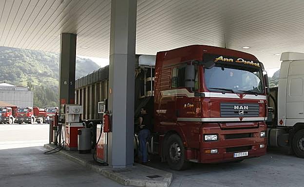 La escasez de camioneros ya causa problemas en el transporte de mercancías en Asturias